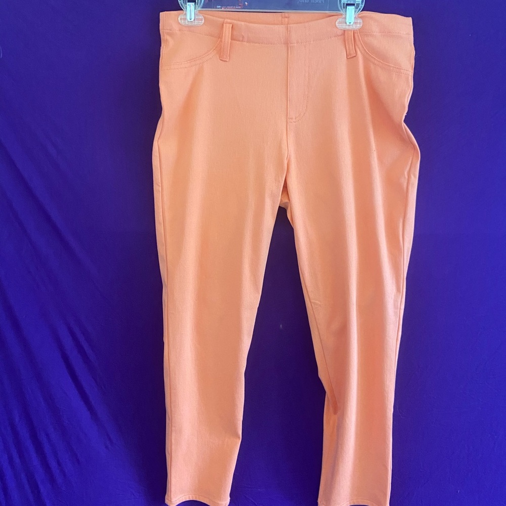 Stretchy Orange Capris